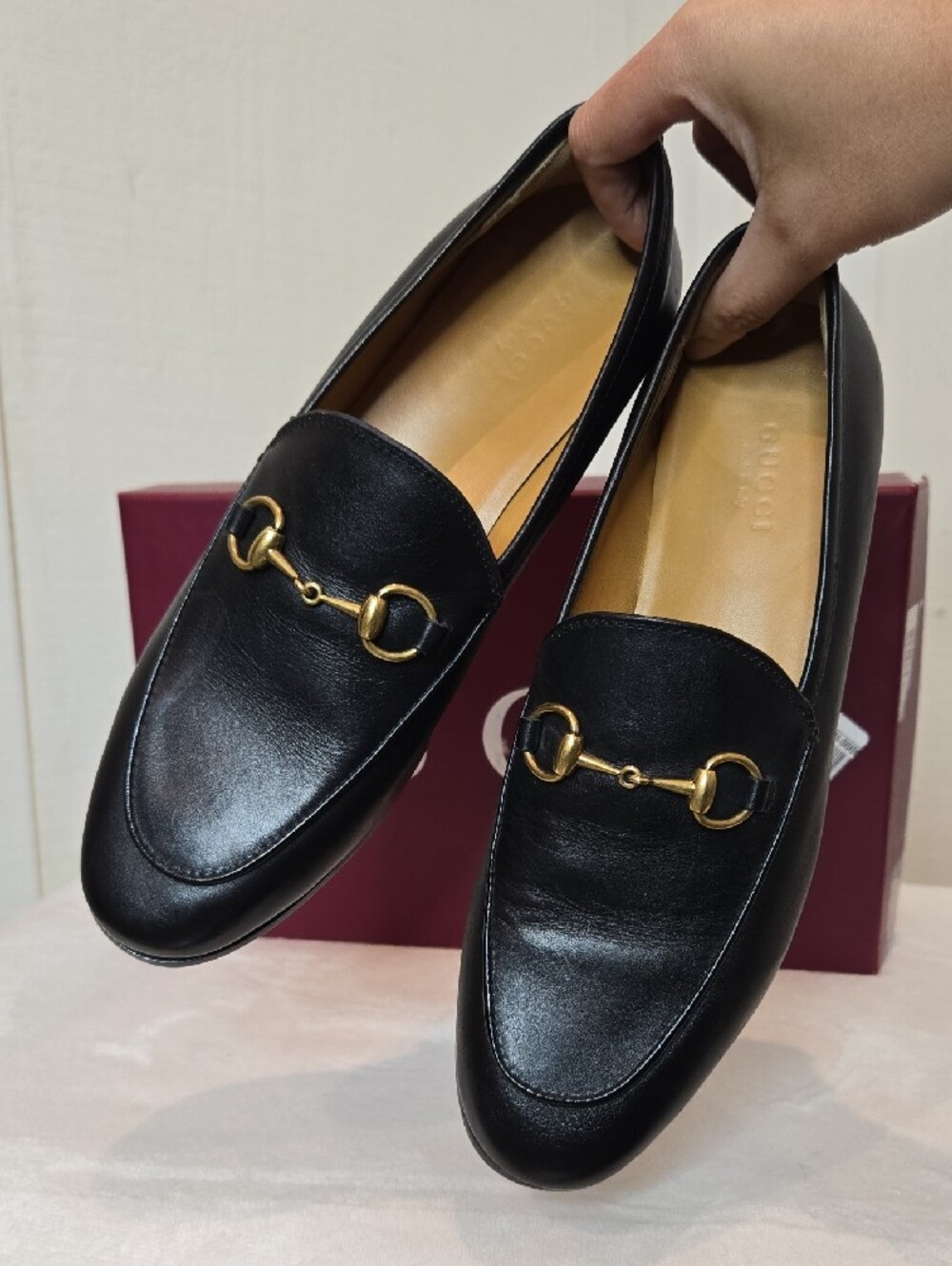 Gucci Black Women's Leather Loafers Sz 37 - Picture 5 of 9